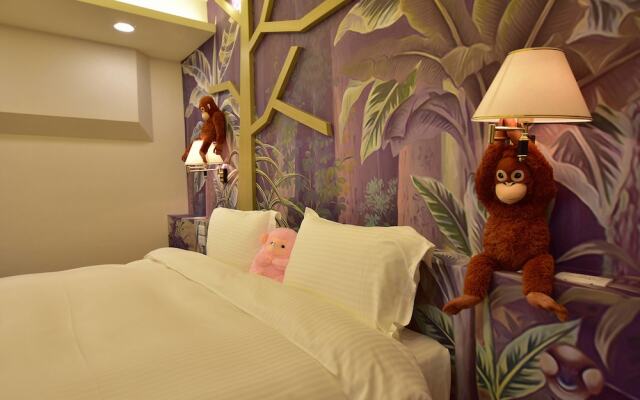 Ruocing Hot Spring Hotel