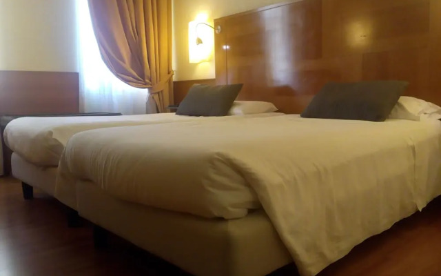 Best Western Hotel Master