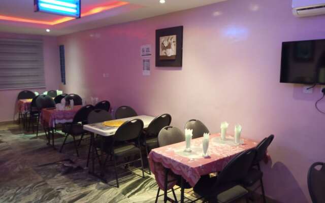 Quztan Suites Ibadan