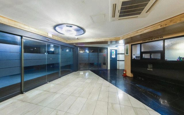 Geoje Win Hotel