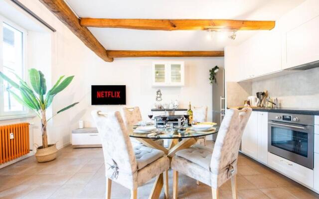 [Bellinzona] Rustico Loft a 5 Stelle con Netflix