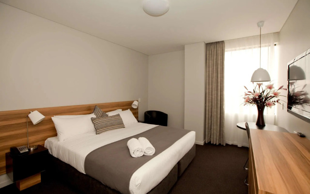 Metro Hotel Miranda