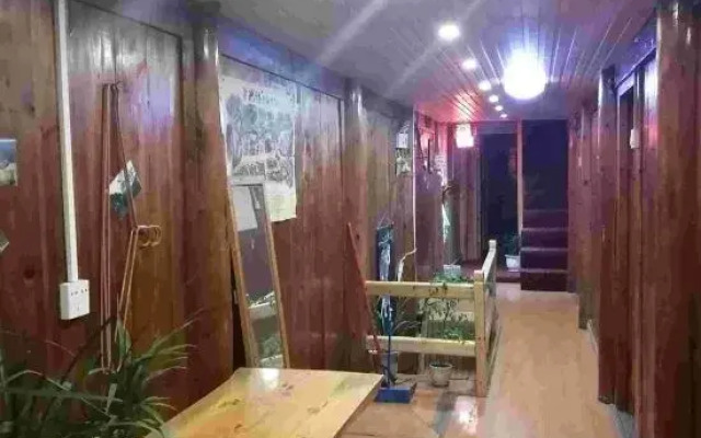 Wang Jiang Lou Hostel