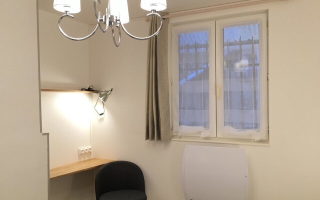 Apartment With one Bedroom in Besançon, With Wifi