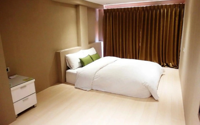 ARK Hotel - Dongmen