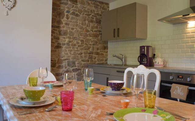 Holiday Home in Fays With Sauna & Hiking