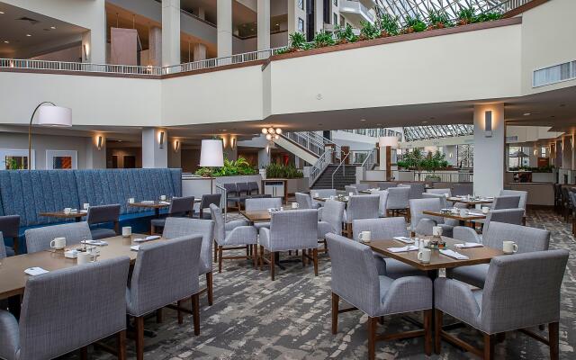 Crowne Plaza St. Louis Airport by IHG