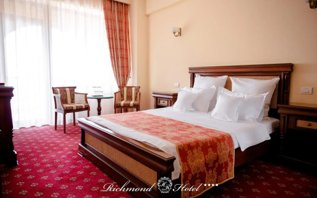 Richmond Hotel
