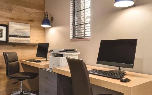 Country Inn & Suites by Radisson, Hoffman Estates, IL