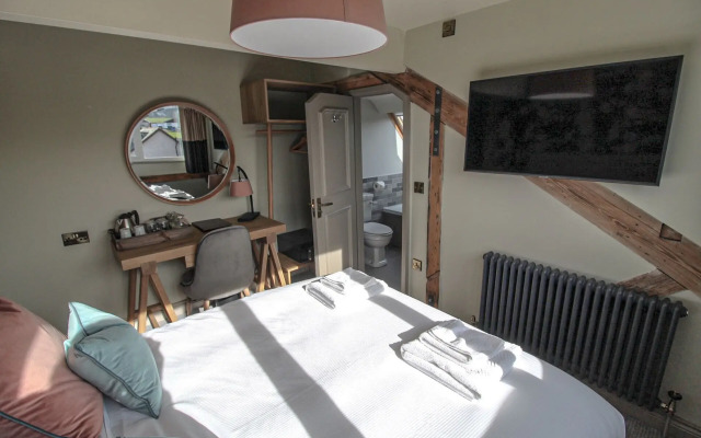 Pooley Bridge Inn