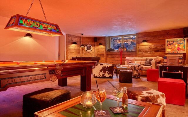 Hotel Firefly