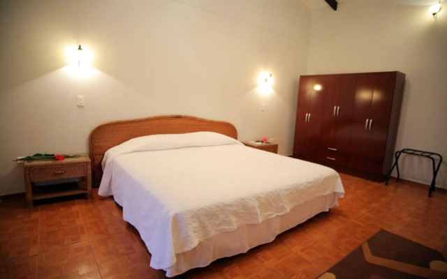 Tupa Hotel