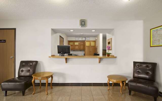 Super 8 by Wyndham Williams Lake BC