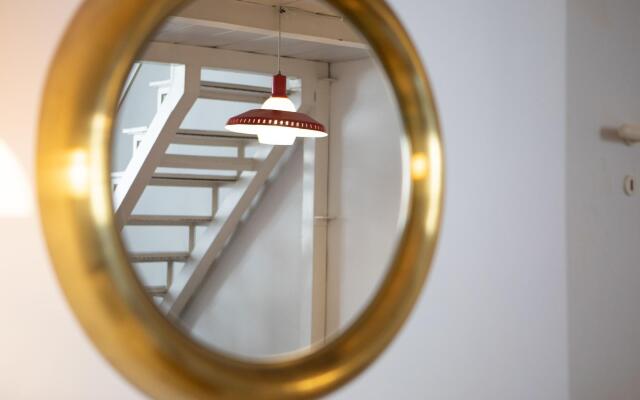 Serragli Loft by Mmega