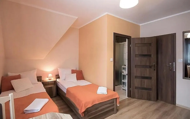 Sloneczny Dworek Guest House