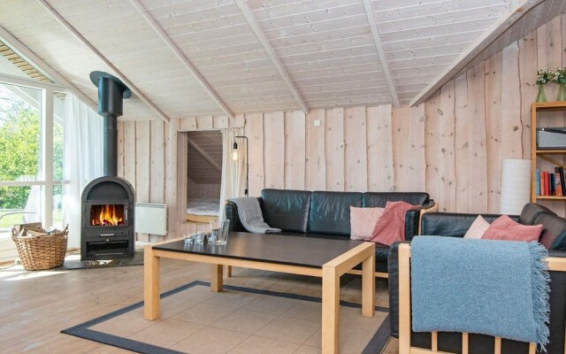 8 Person Holiday Home in Hemmet