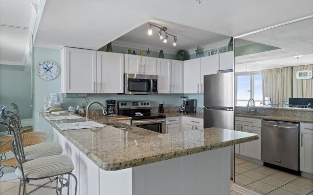 Pelican Beach 1510 1 Bedroom Condo by Pelican Beach Management