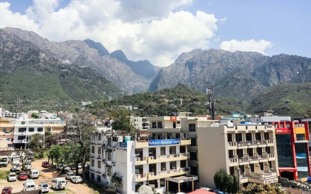 OYO 5239 Hotel Satya Shree