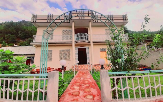 The Riverine Inn