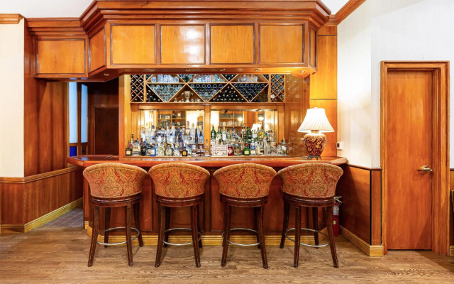 Hotel St. James