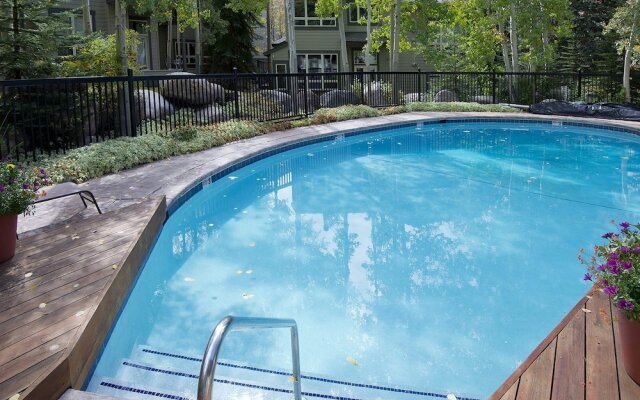 Coldstream Townhome 19