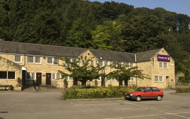 Premier Inn Halifax South