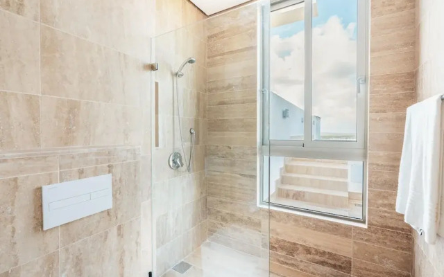 Penthouse With Private Picuzzi in Cap Cana
