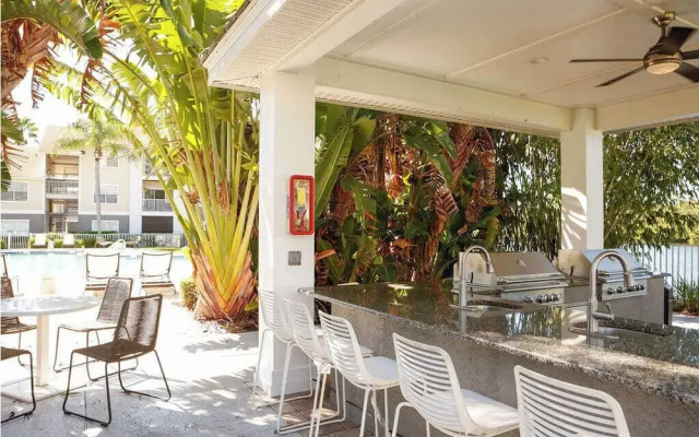 Bradenton Apartments by Landing