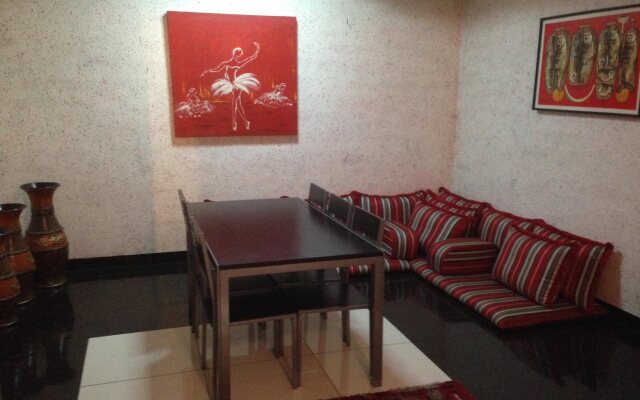 Khalinirah Guest House