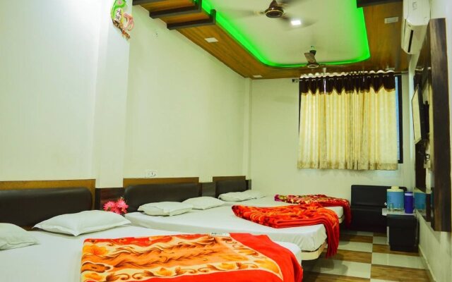 Hotel Shree Dwarkadhish Palace