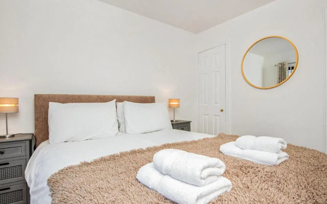 Flat 1, 69 Macewen Drive