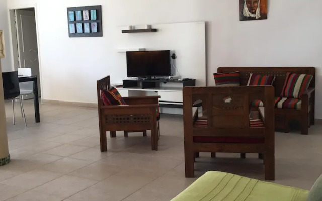 Independent Villa With Private Pool, Covered Parking