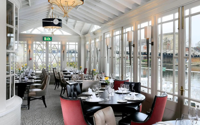 Macdonald Compleat Angler