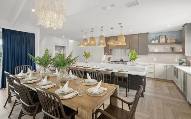 Maritime Manor in Siesta Key