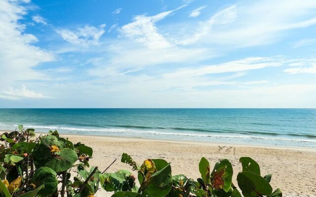 Melbourne Beach Resort