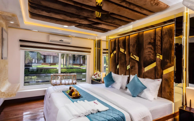 Cosy Houseboats
