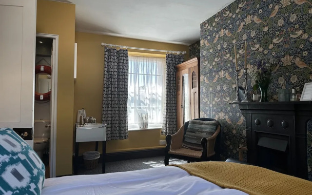 One Drake Road Hotel