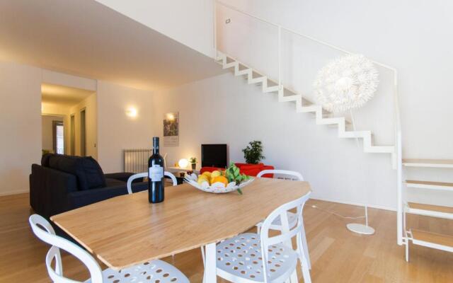Loft With 2 Magic Terraces in the City Center