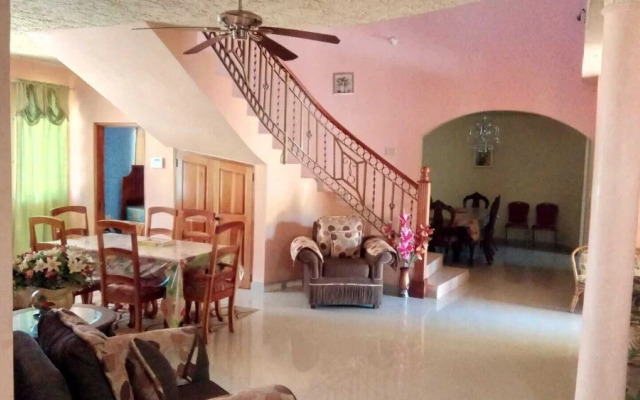 rush bond villa