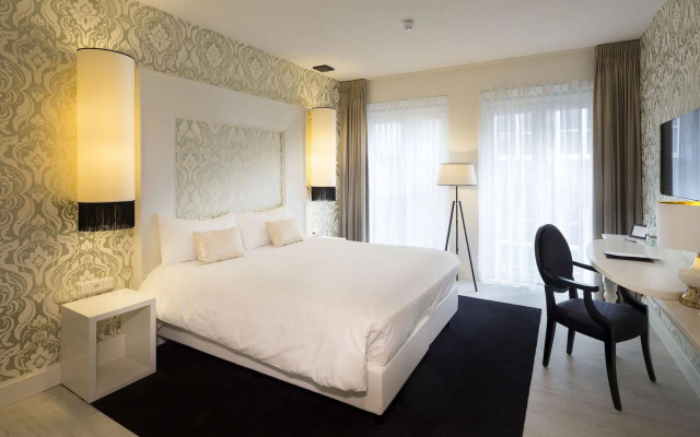 Le Theatre Hotel