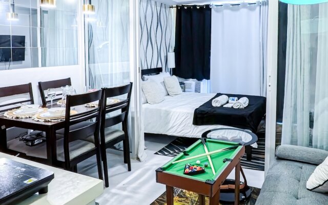 Stunning 1-bed Apartment in Paranaque