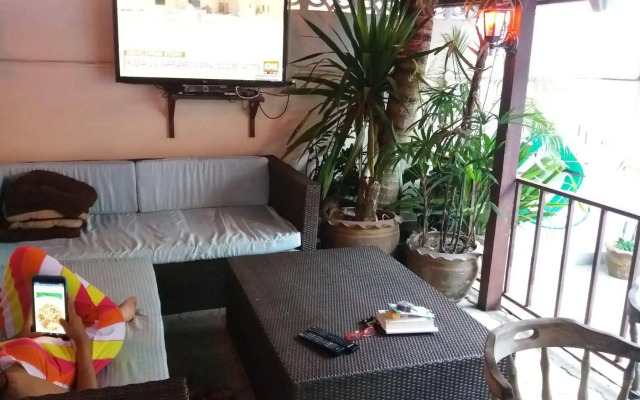 Chaulty Towers Guest House