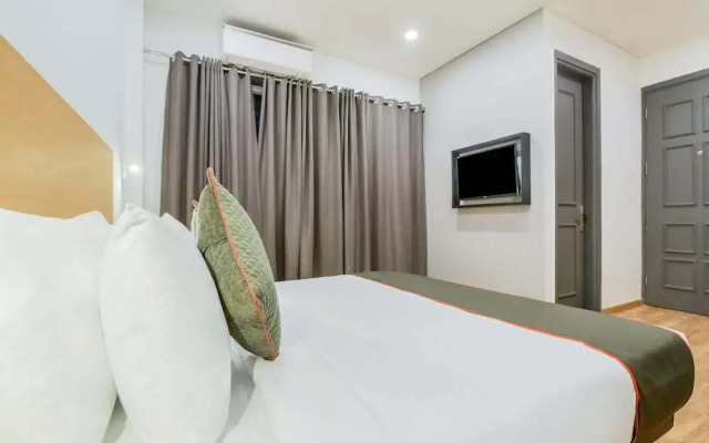 Hotel Saffron Gold