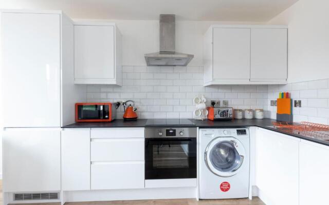 Leicester Luxury Apartment - S05