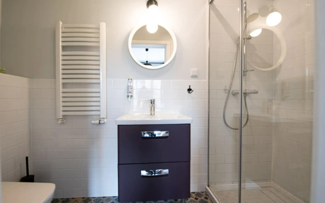 City Lights Apartments