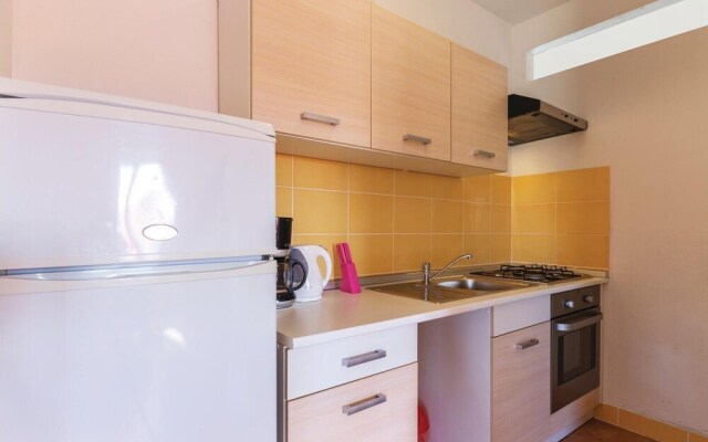 Stunning Home in Banjole With Wifi and 5 Bedrooms