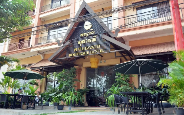 Siem Reap Bat Hotel