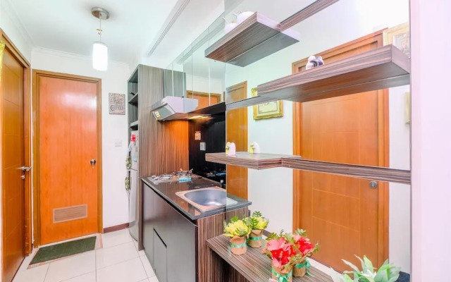 Cozy And Nice 2Br Apartment At Maple Park Sunter