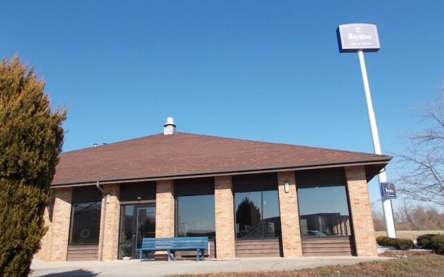 Baymont Inn and Suites