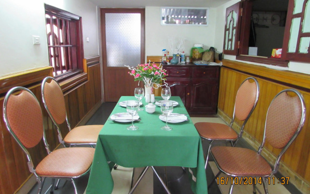 Viet Nhat Halong Hotel